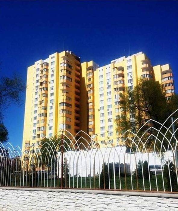 Appartamento Loft Centr Tiraspol Esterno foto